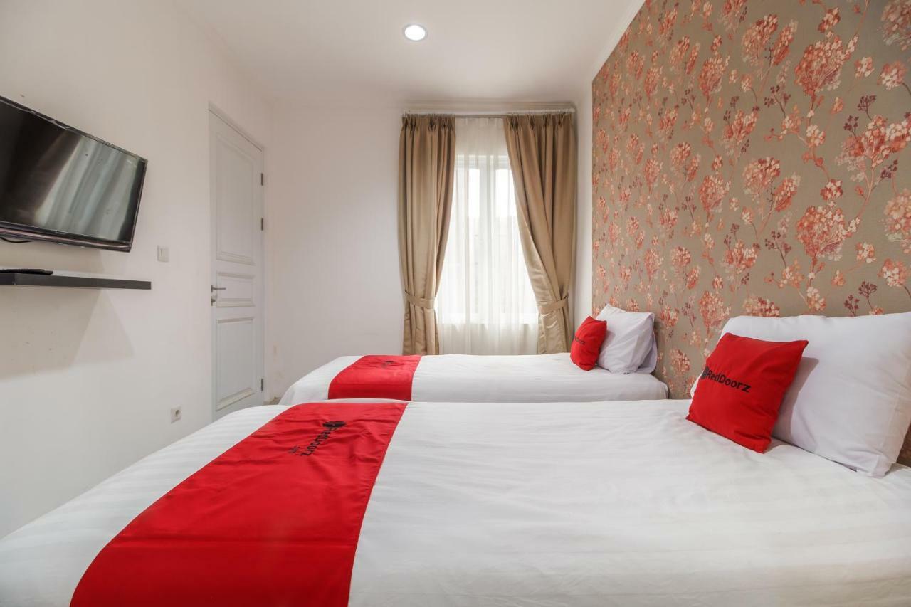 Reddoorz Plus Near Exit Toll Puncak 2 Bogor Exterior foto
